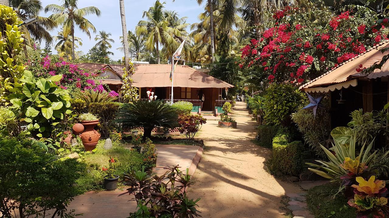 Kerala Bamboo House Hotel Varkala Exterior photo